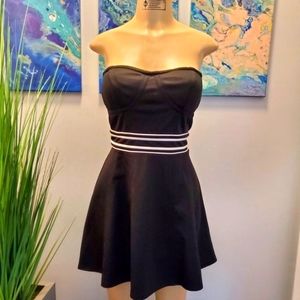 Forever 21 Large Strapless Mini Dress